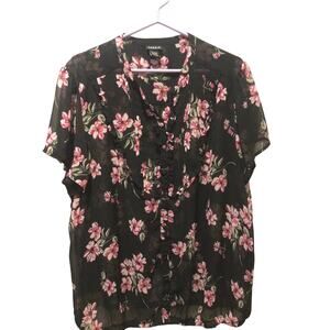 Torrid Floral Short Sleeve Ruffle V Neck Blouse Pink and Blue Flower Buttons